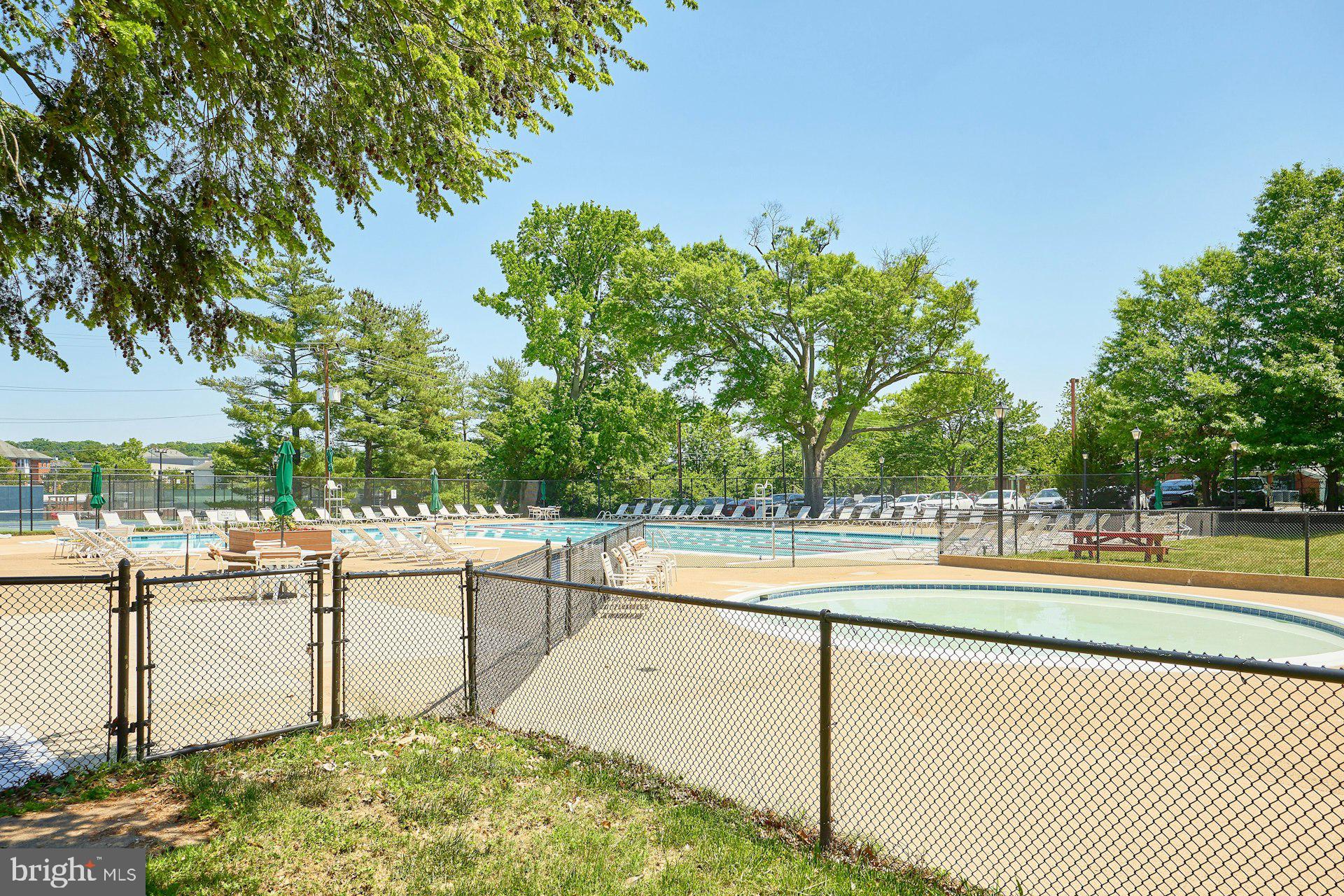 1011 BEVERLEY DRIVE 117-10
