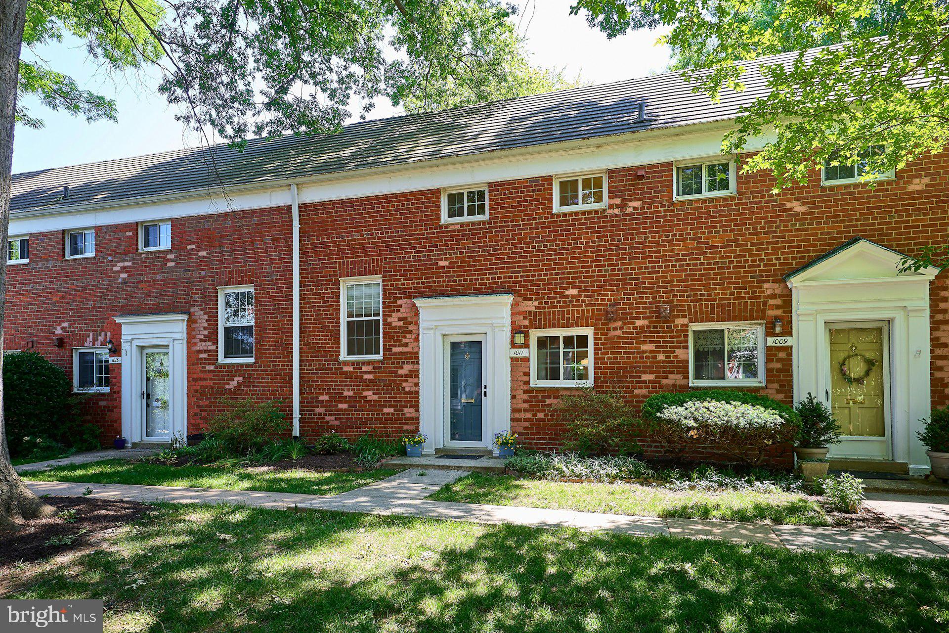 1011 BEVERLEY DRIVE 117-10