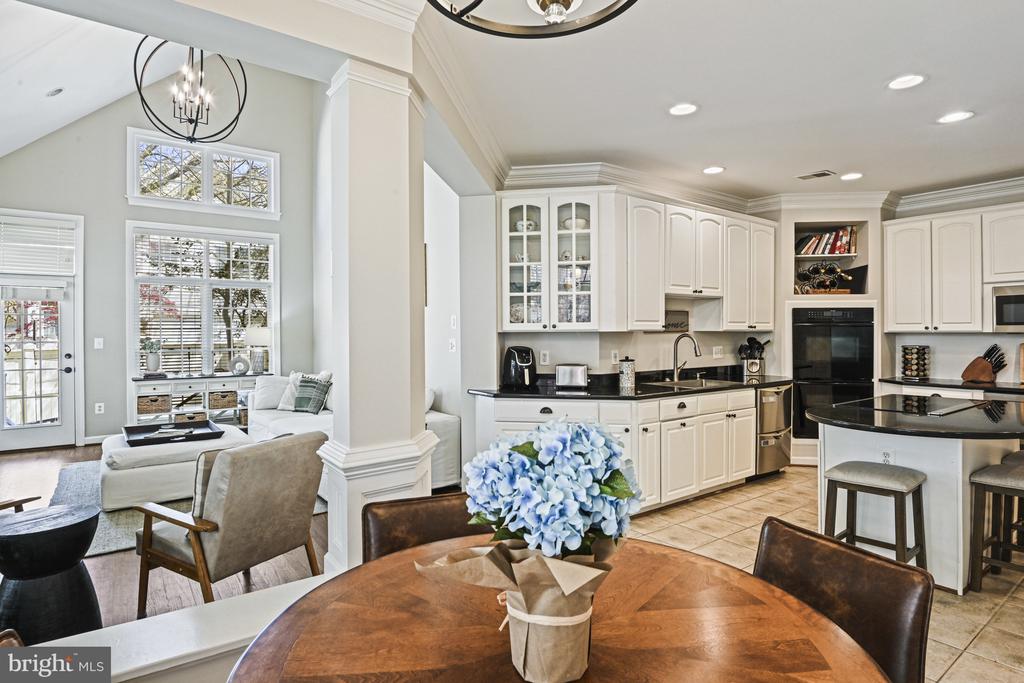 3837 Farrcroft Grn