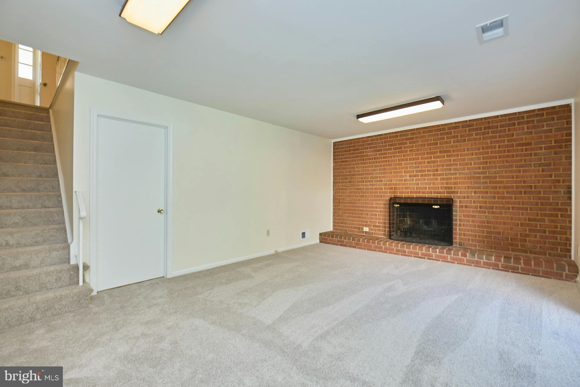 5228 Nottinghill Ln