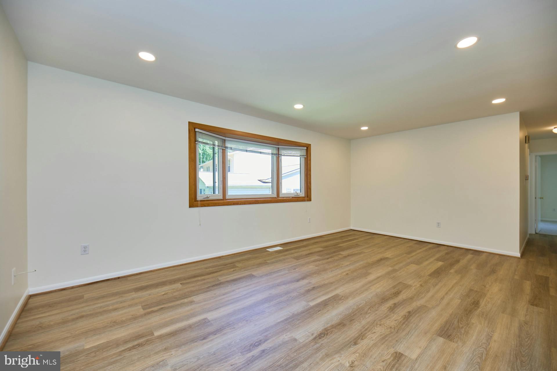 5228 Nottinghill Ln