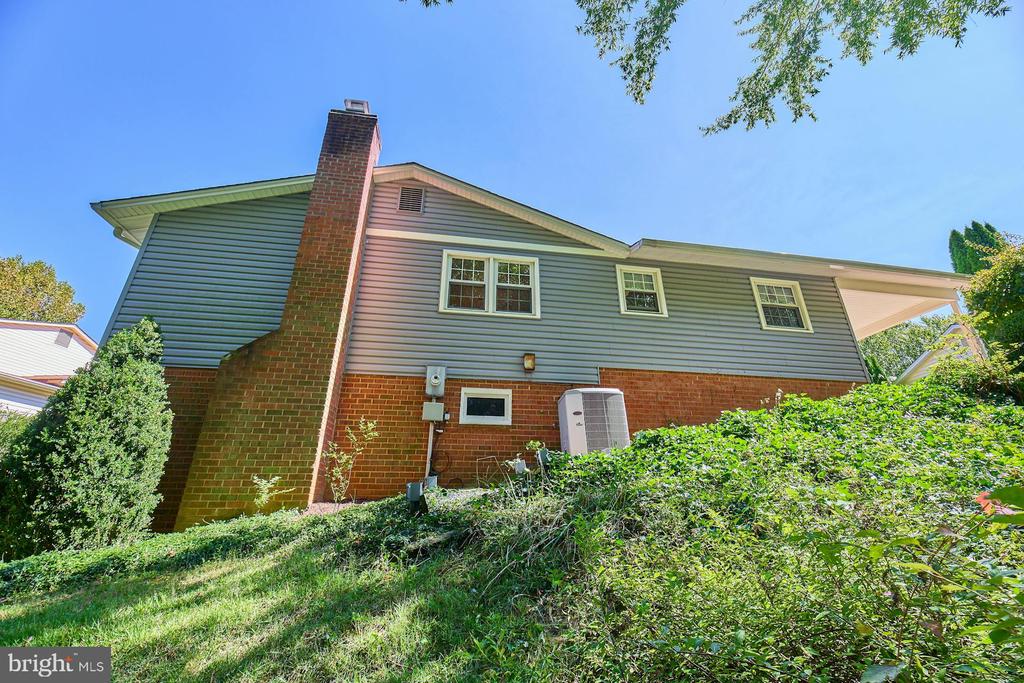 5228 Nottinghill Ln