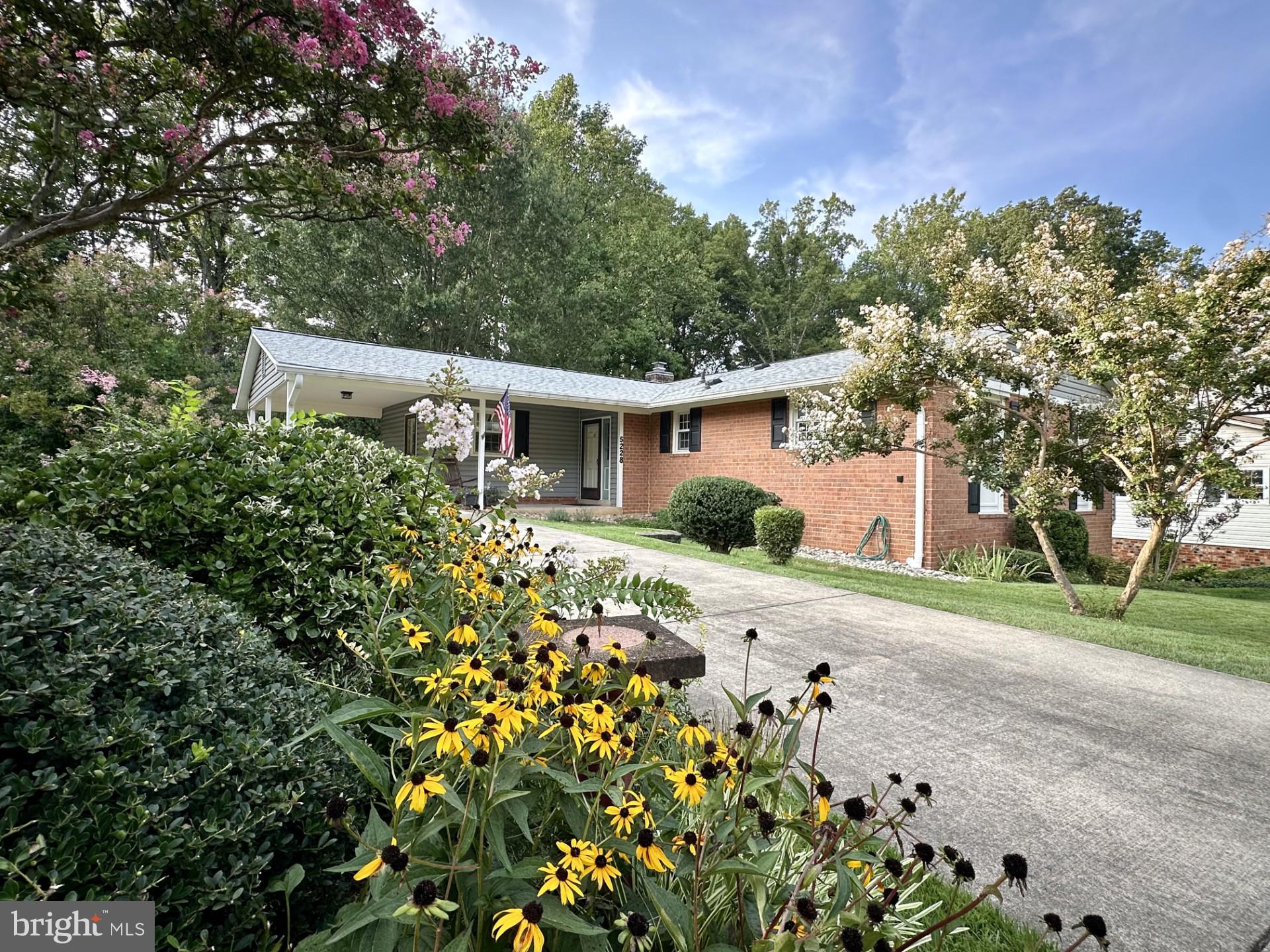 5228 Nottinghill Ln