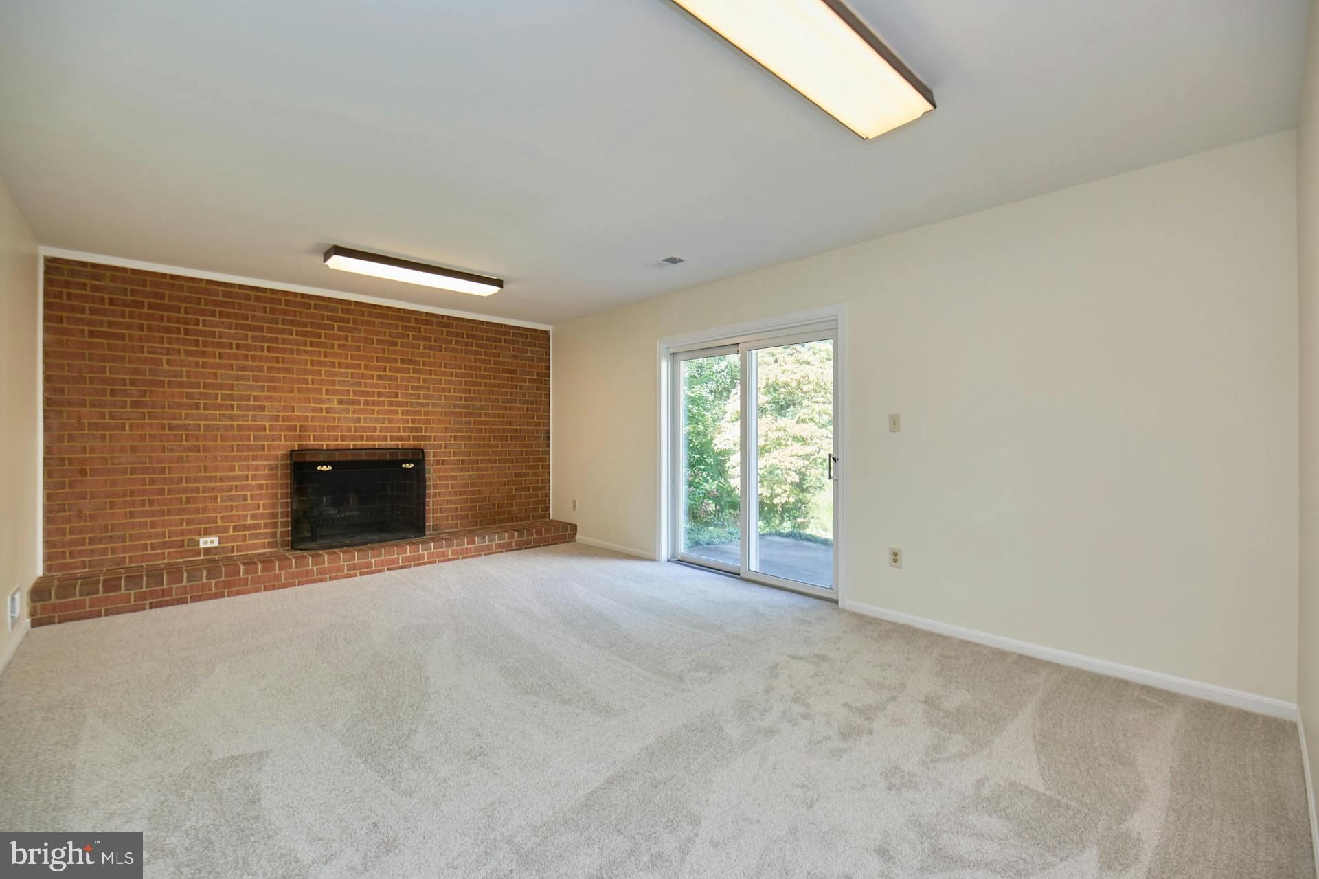 5228 Nottinghill Ln