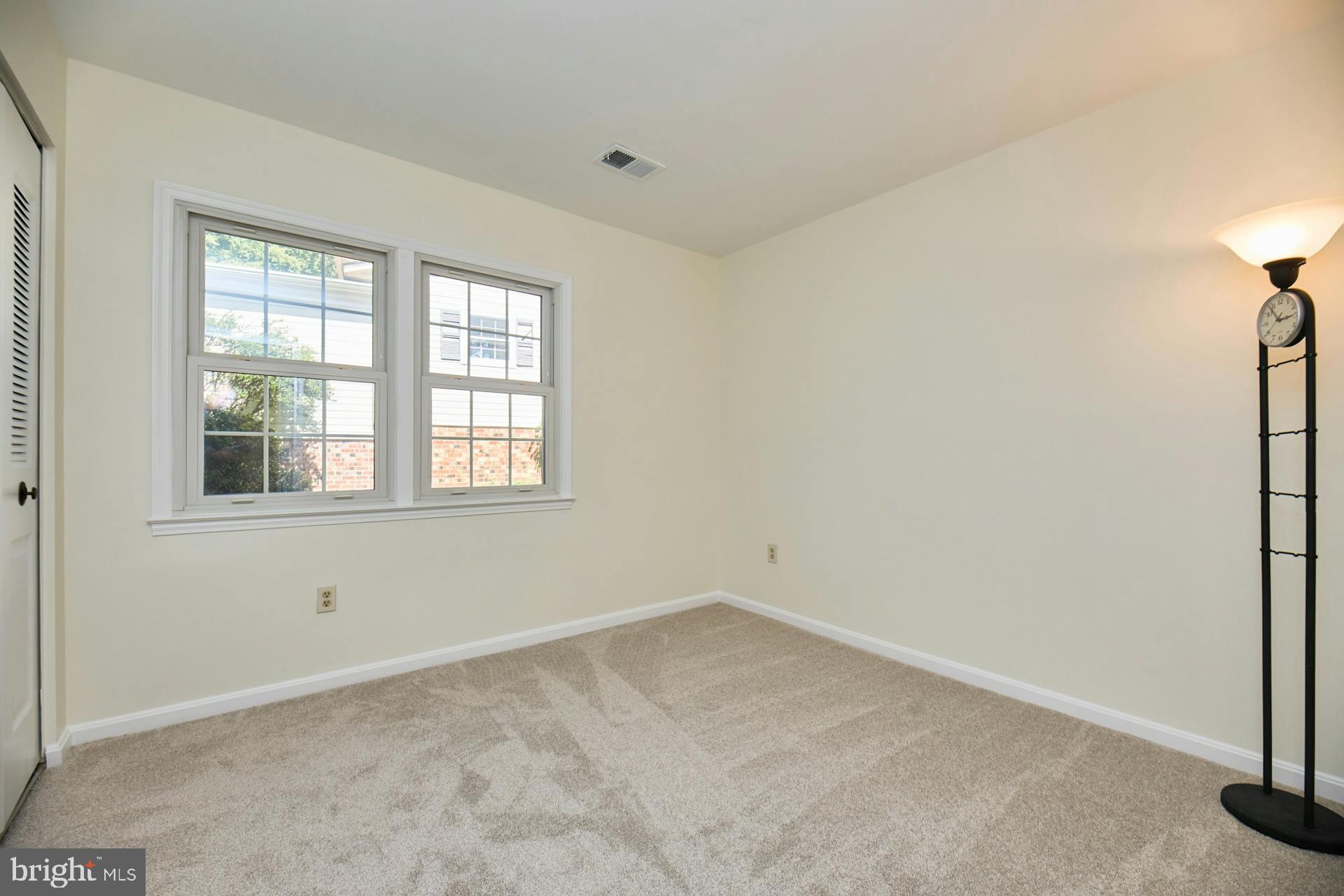 5228 Nottinghill Ln