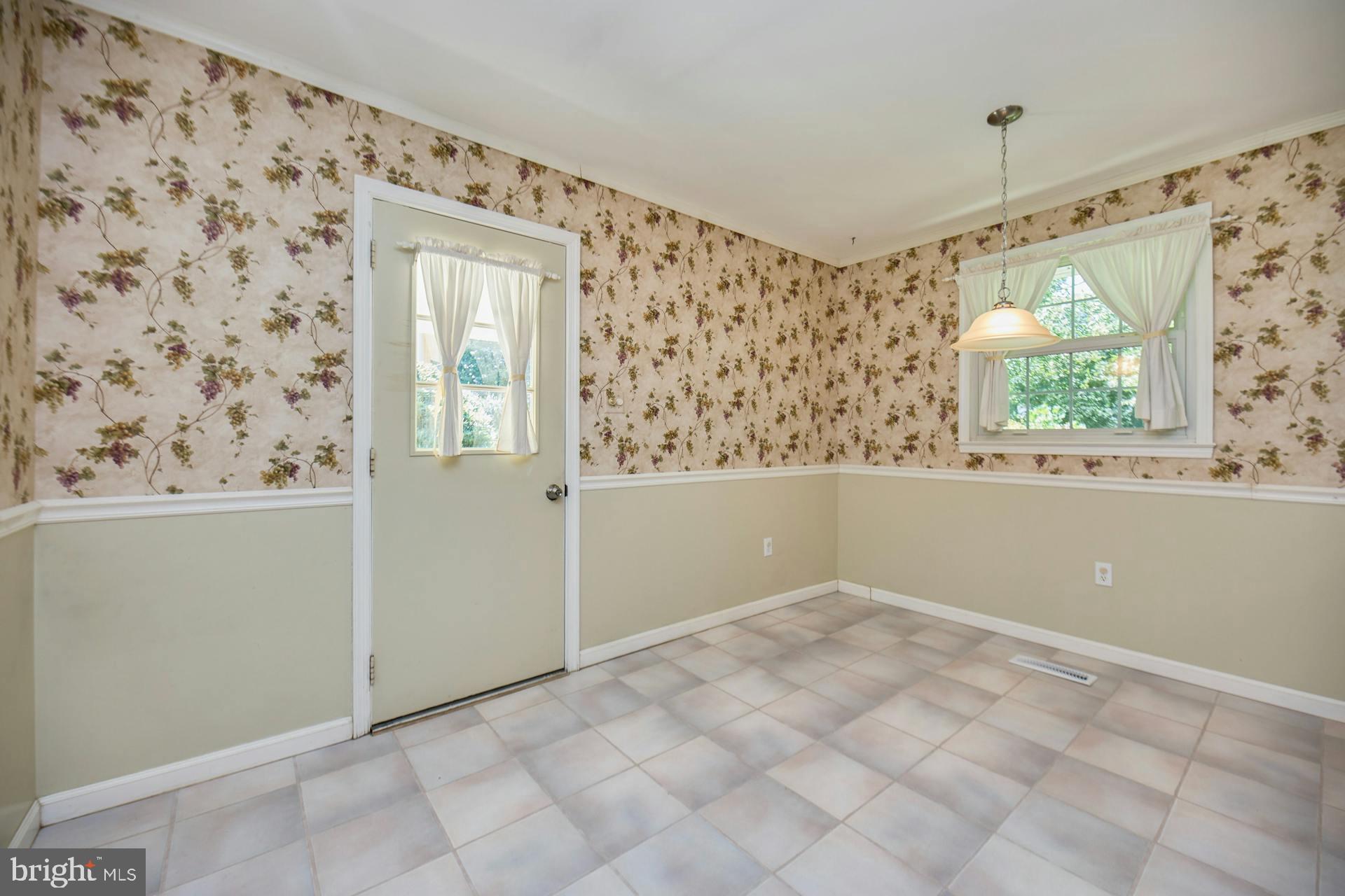 5228 Nottinghill Ln