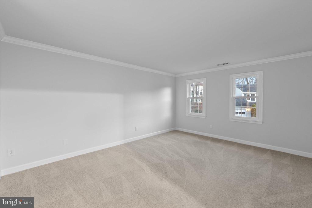 12322 OX HILL RD