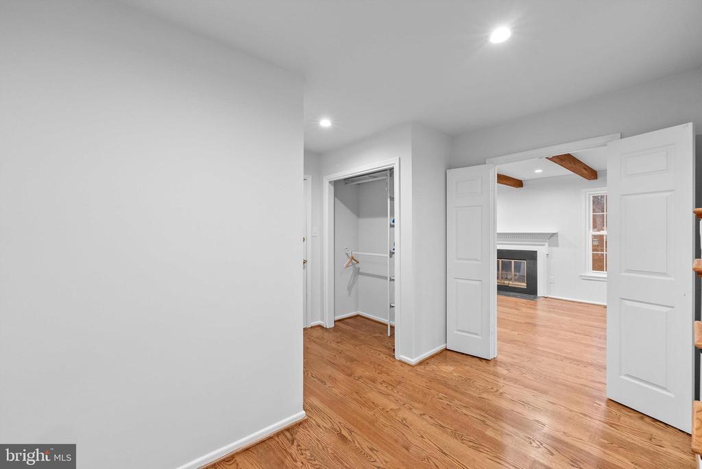 12322 OX HILL RD