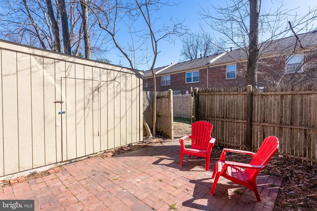 8559 Barrington Ct #926