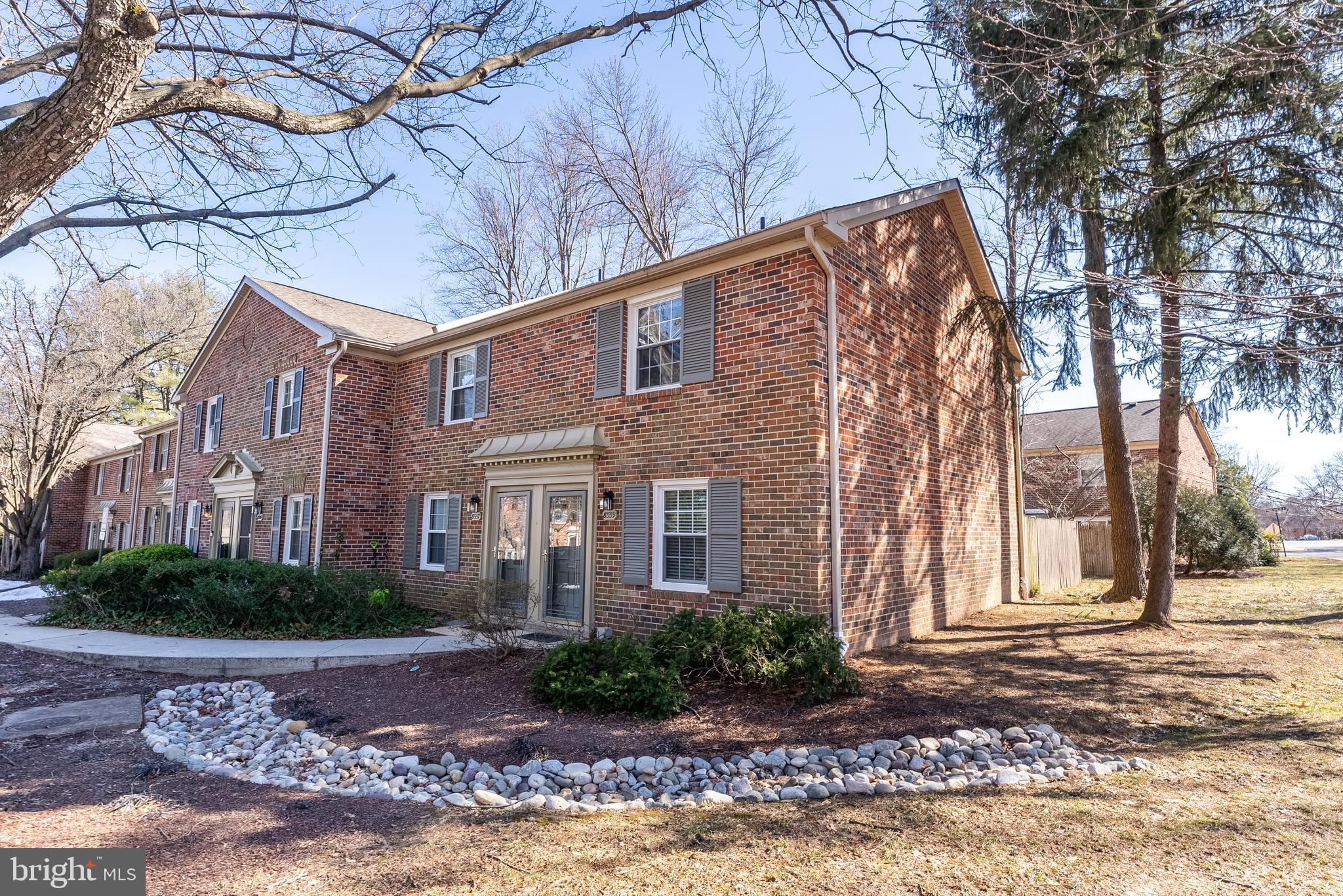 8559 Barrington Ct #926