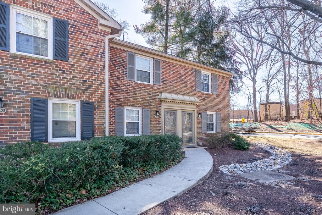 8559 Barrington Ct #926