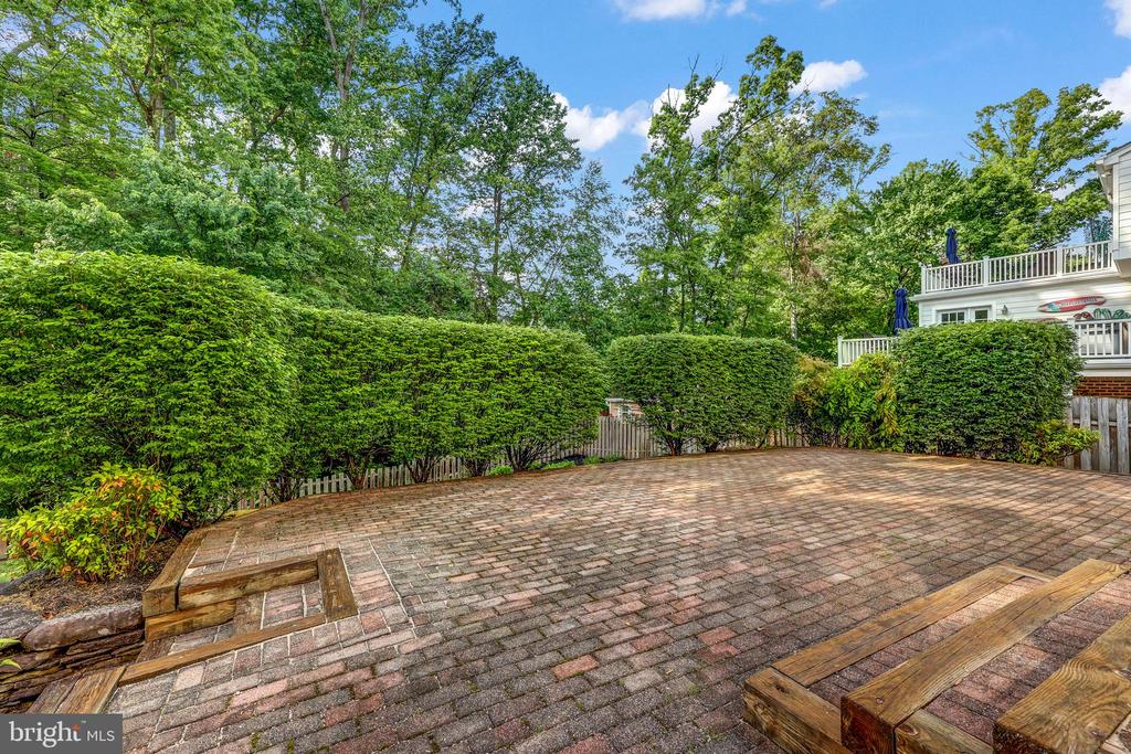 6010 Merryvale Ct