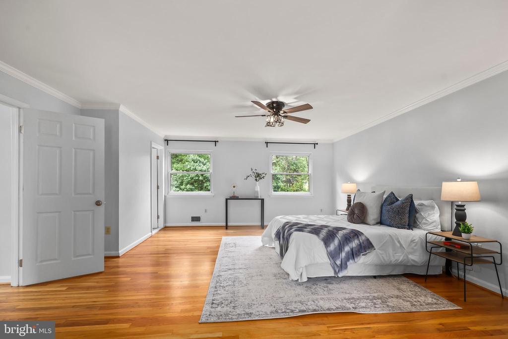 6010 Merryvale Ct