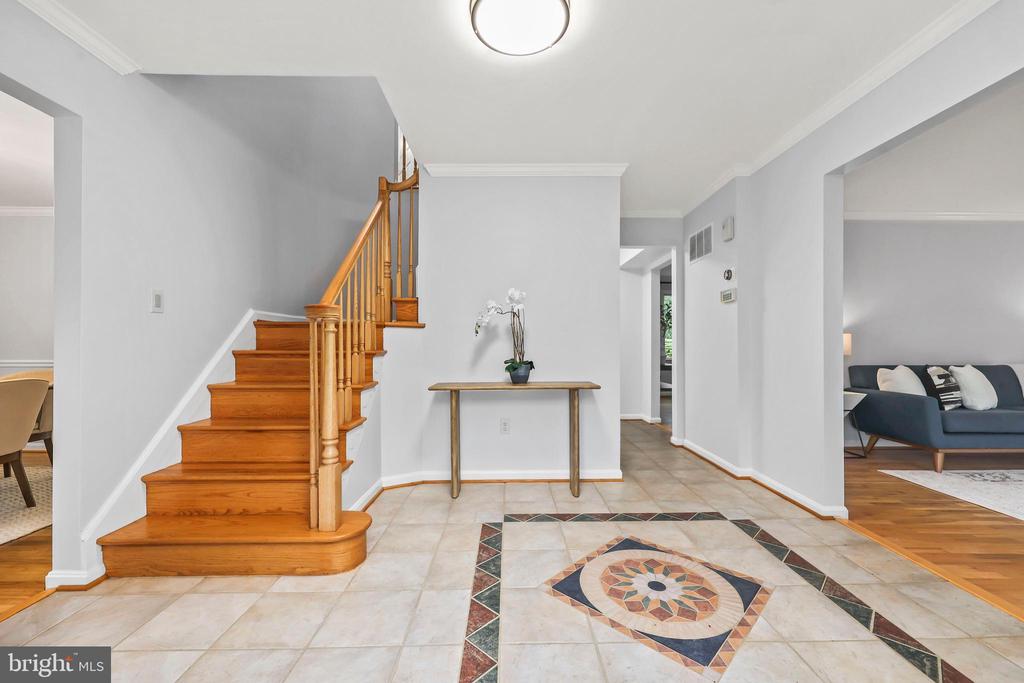 6010 Merryvale Ct