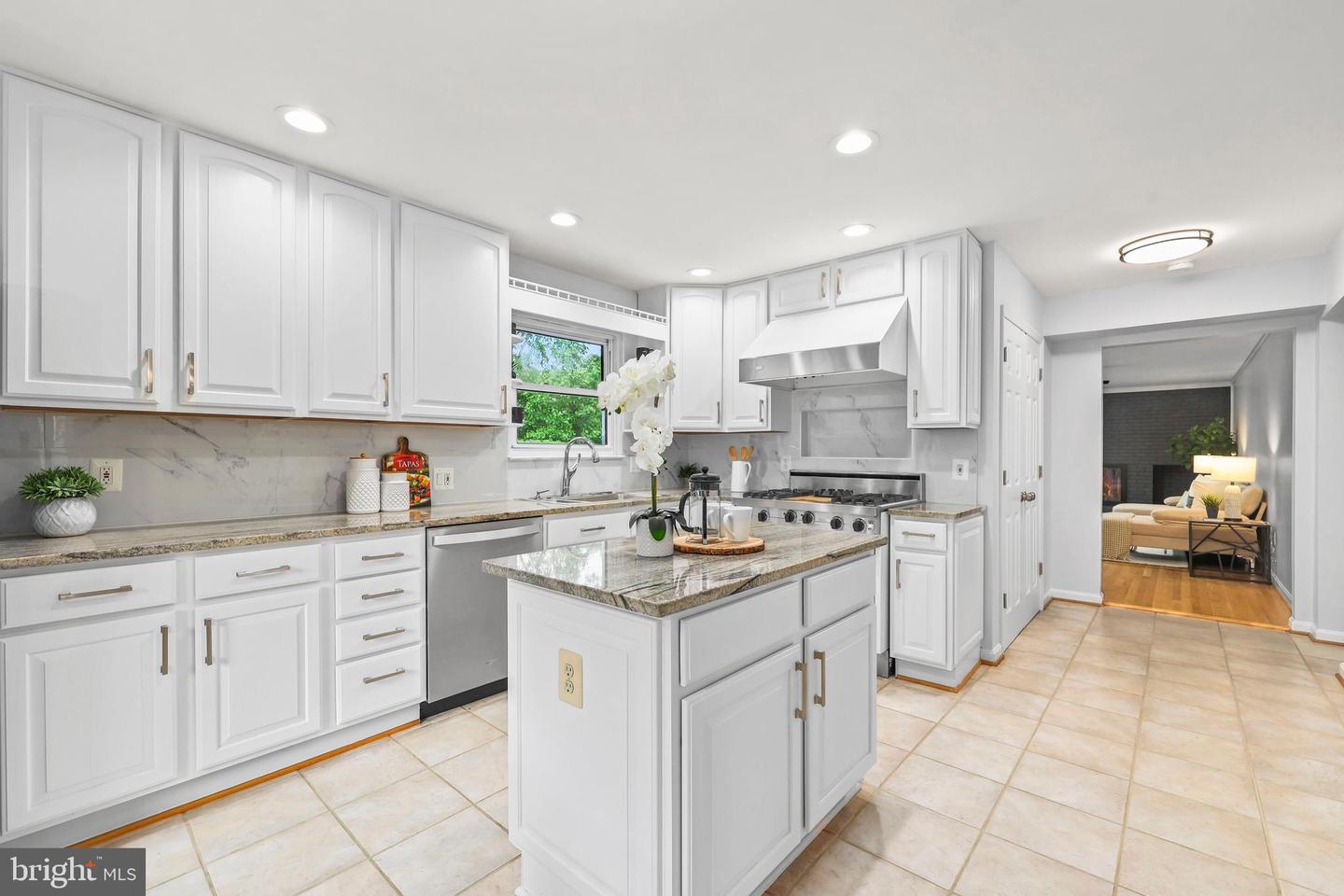 6010 Merryvale Ct
