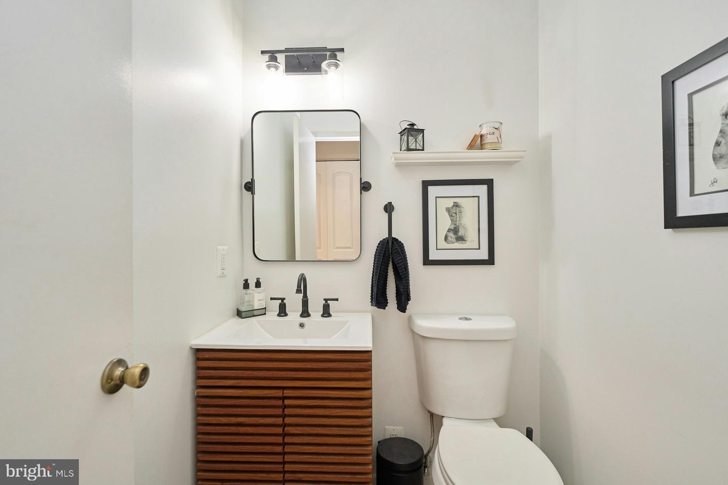 5536 Starboard Ct