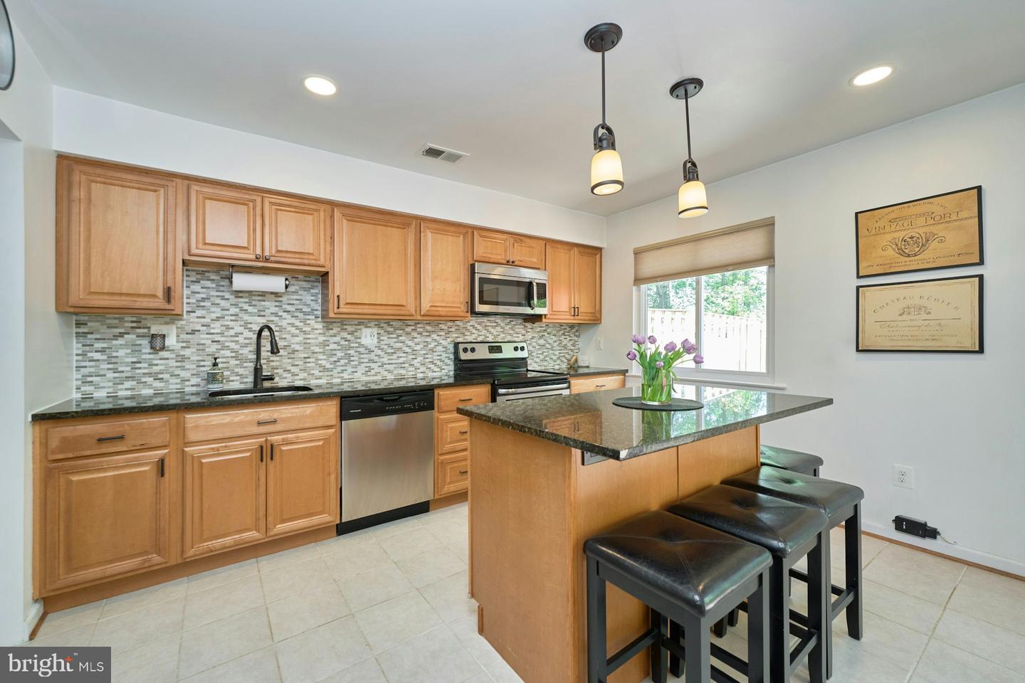 5536 Starboard Ct