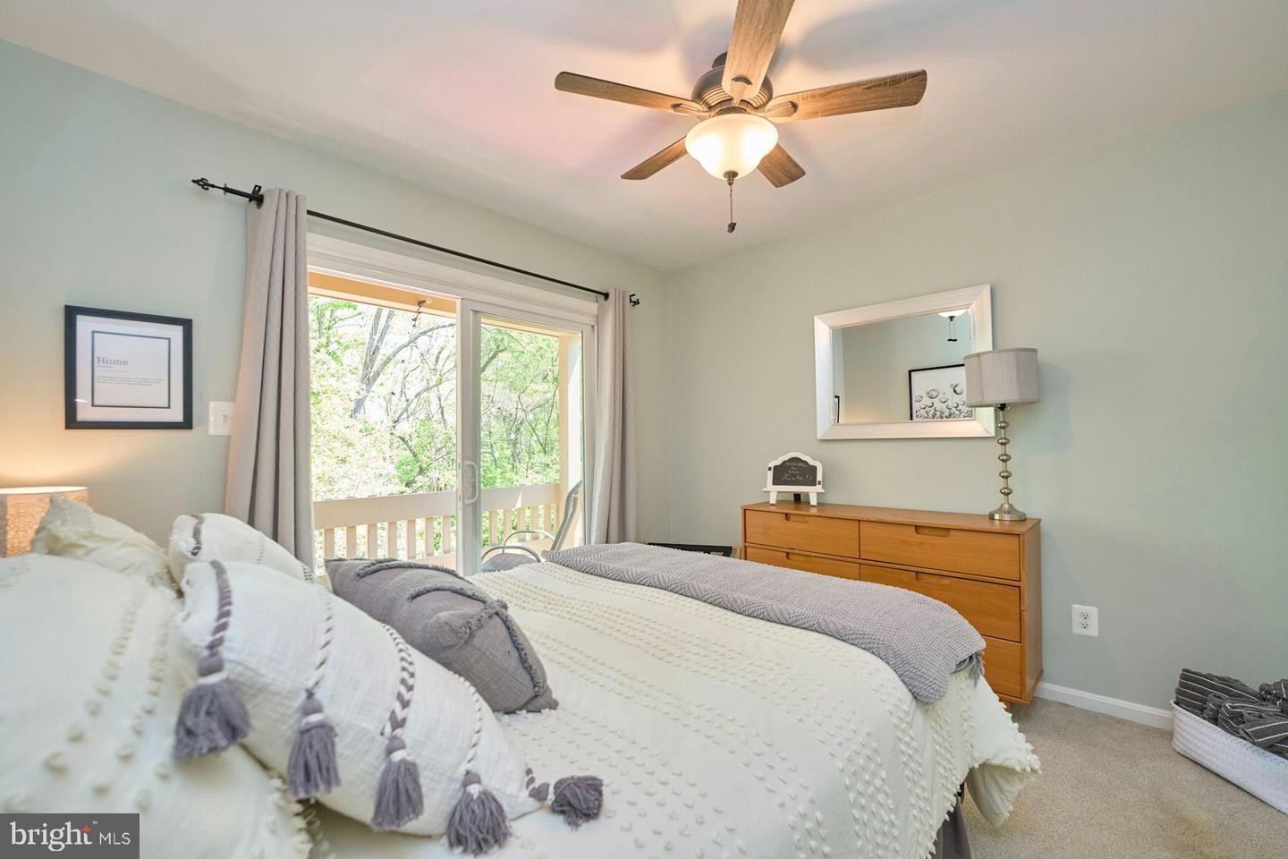 5536 Starboard Ct