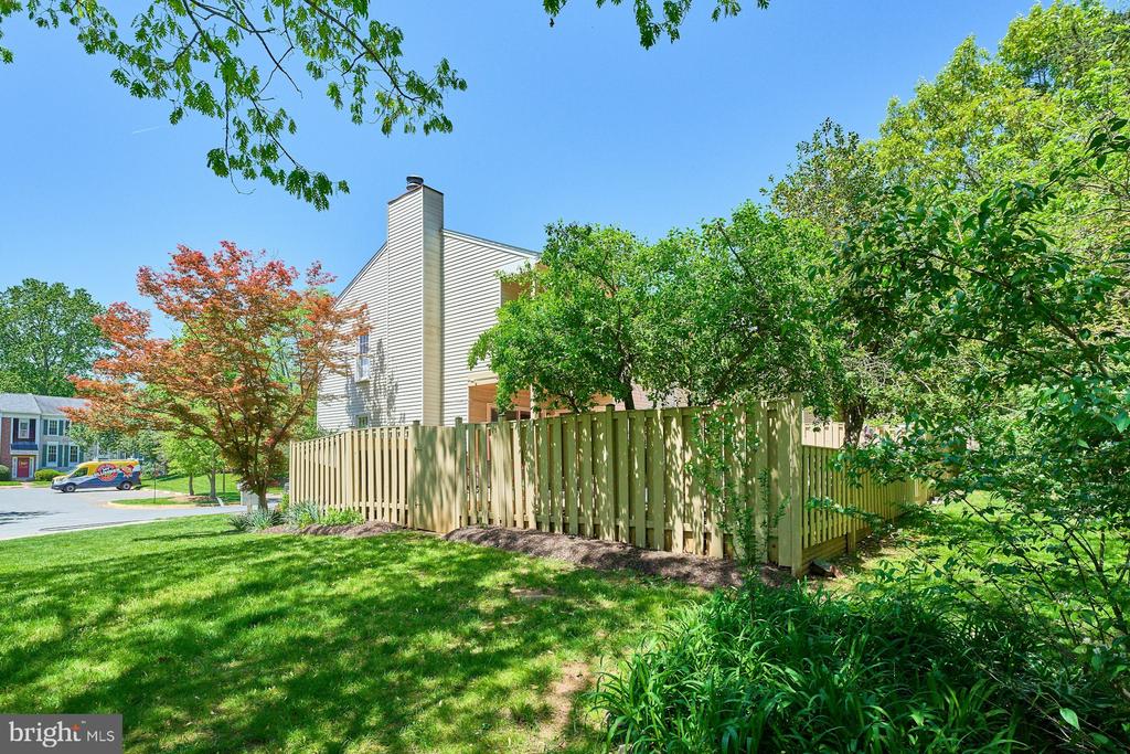 5536 Starboard Ct