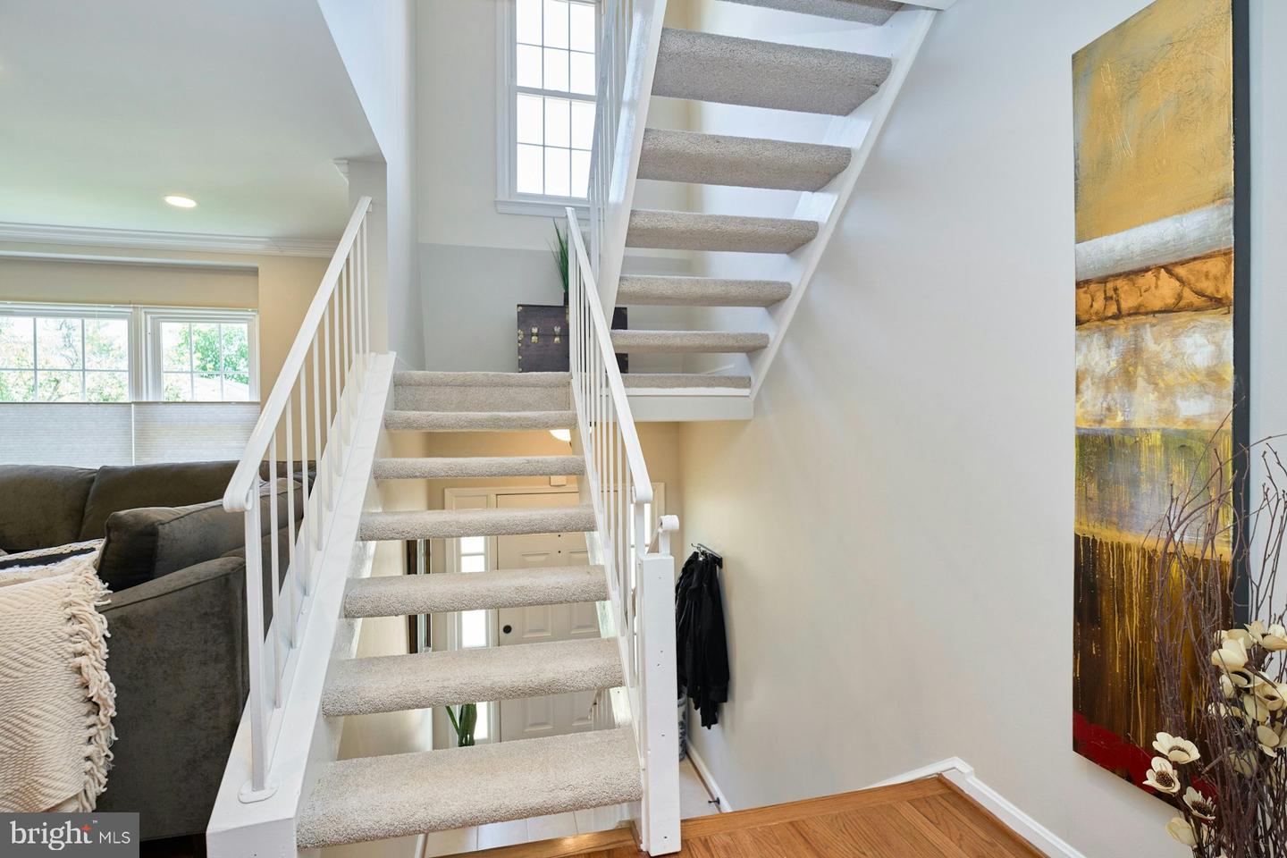 5536 Starboard Ct