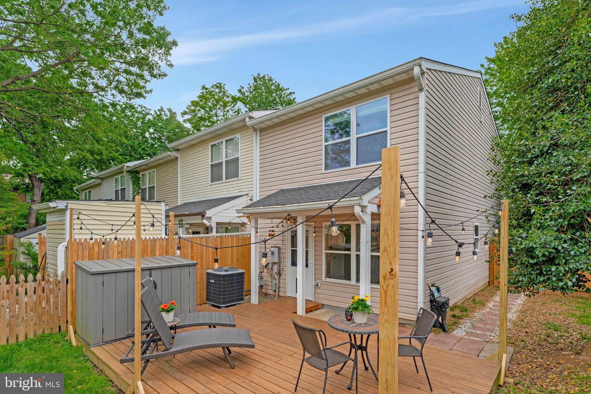 3424 Lockheed Blvd #F