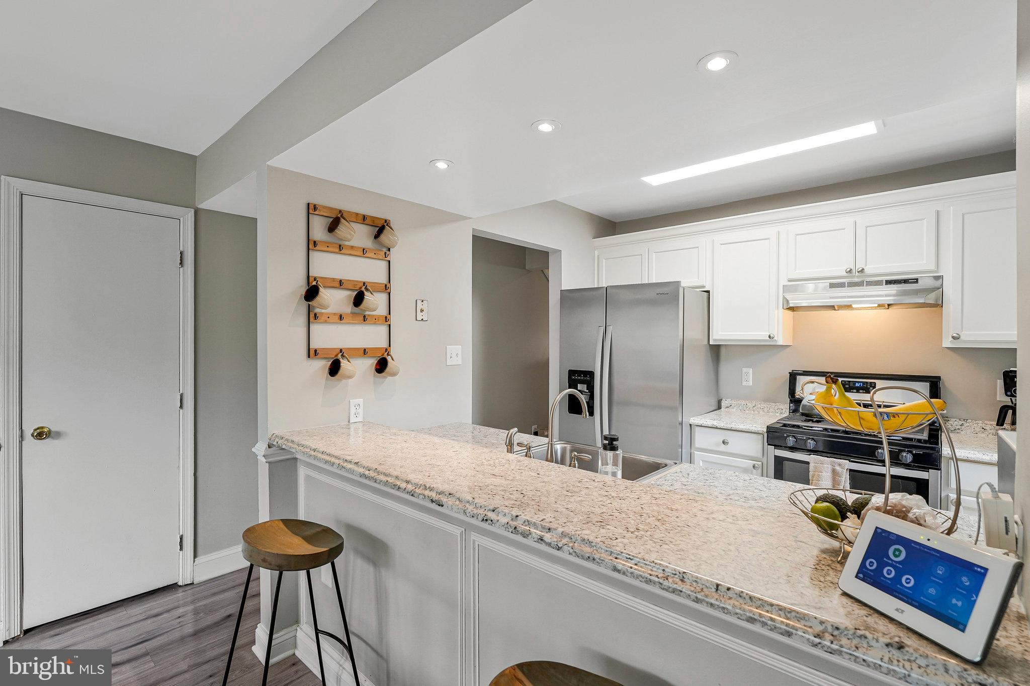 3424 Lockheed Blvd #F