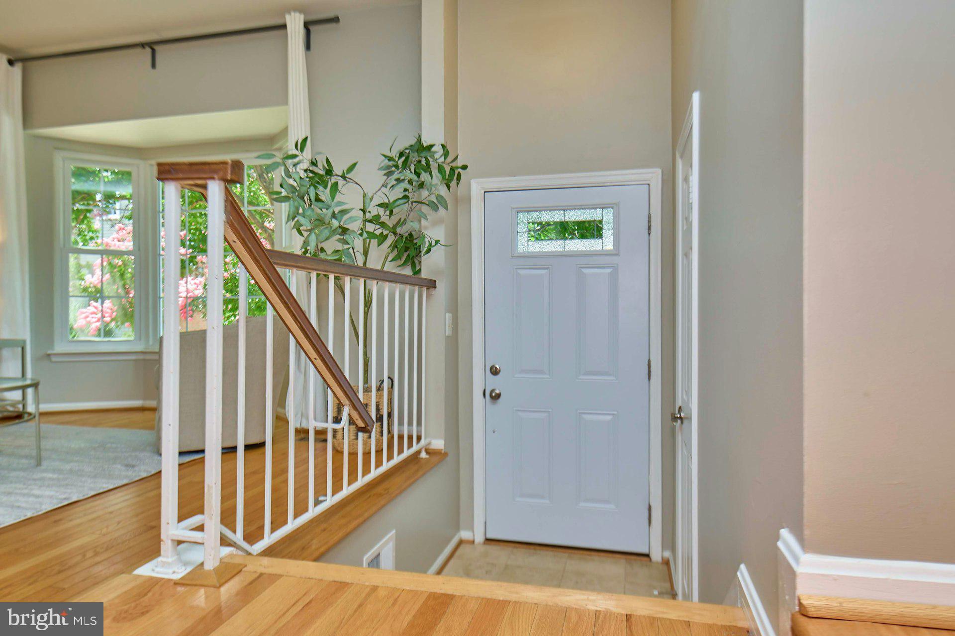 7084 Solomon Seal Ct