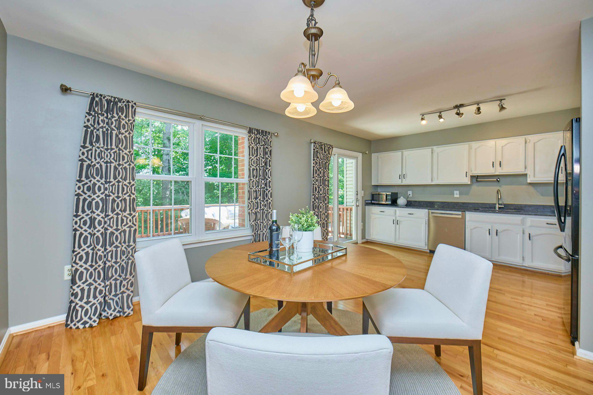 7084 Solomon Seal Ct