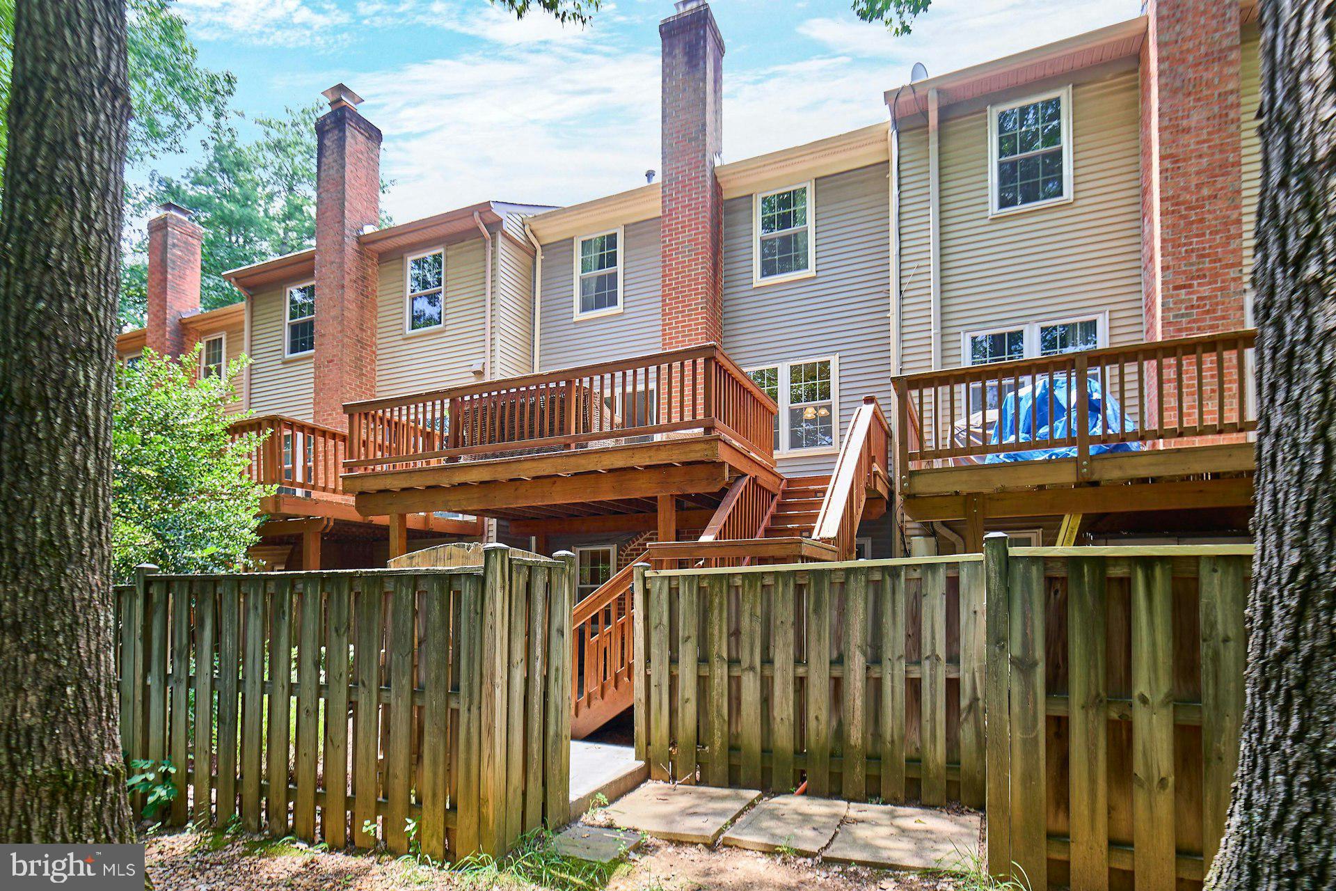 7084 Solomon Seal Ct