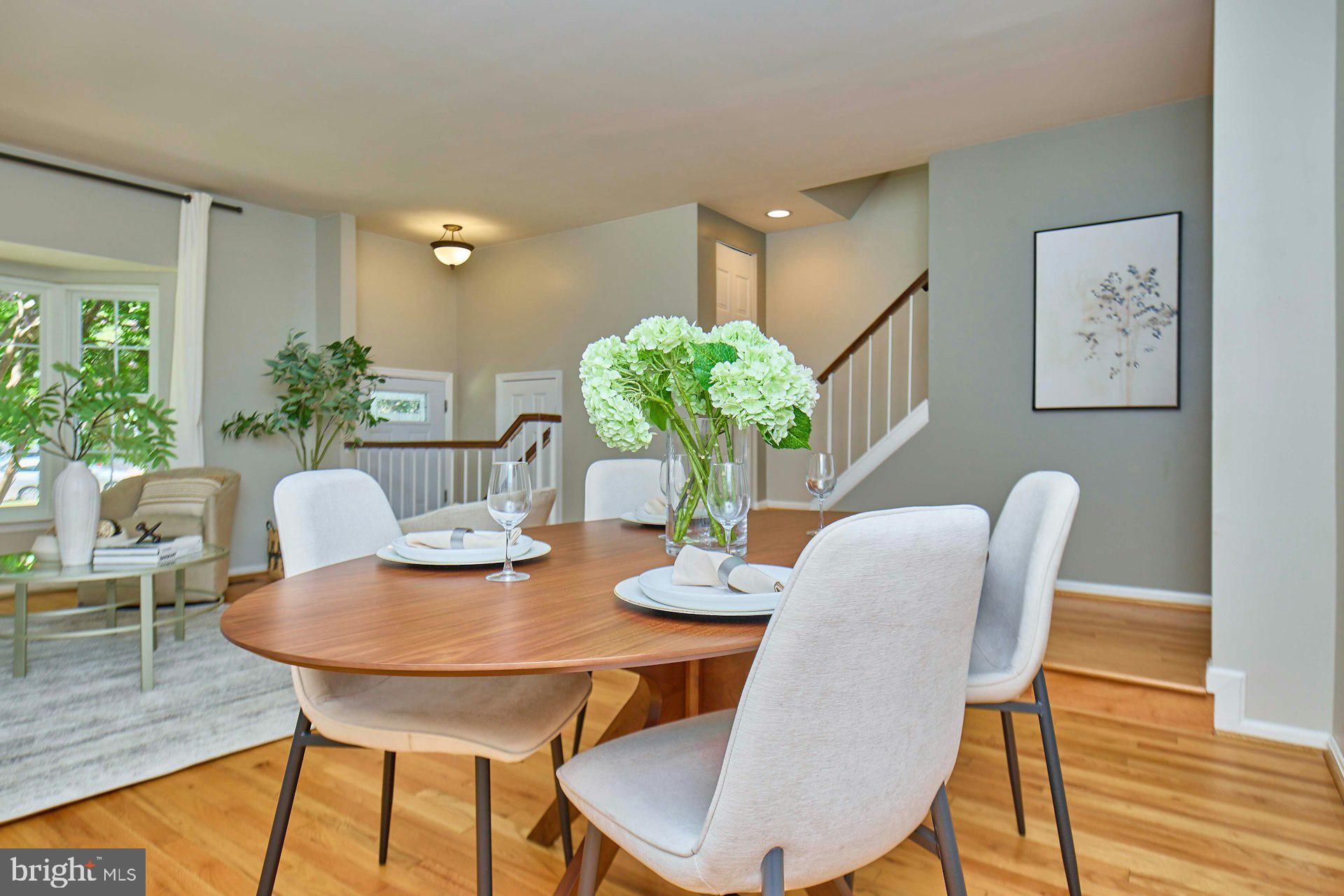 7084 Solomon Seal Ct