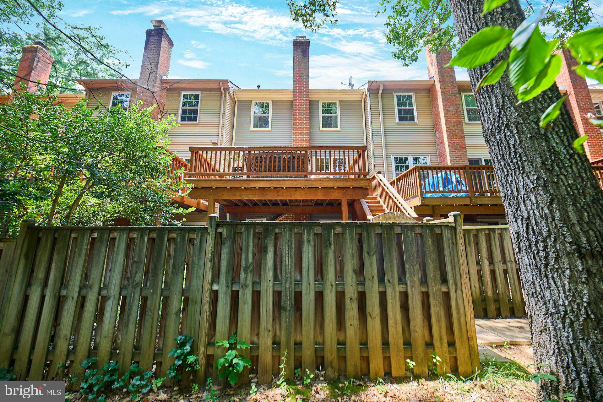 7084 Solomon Seal Ct