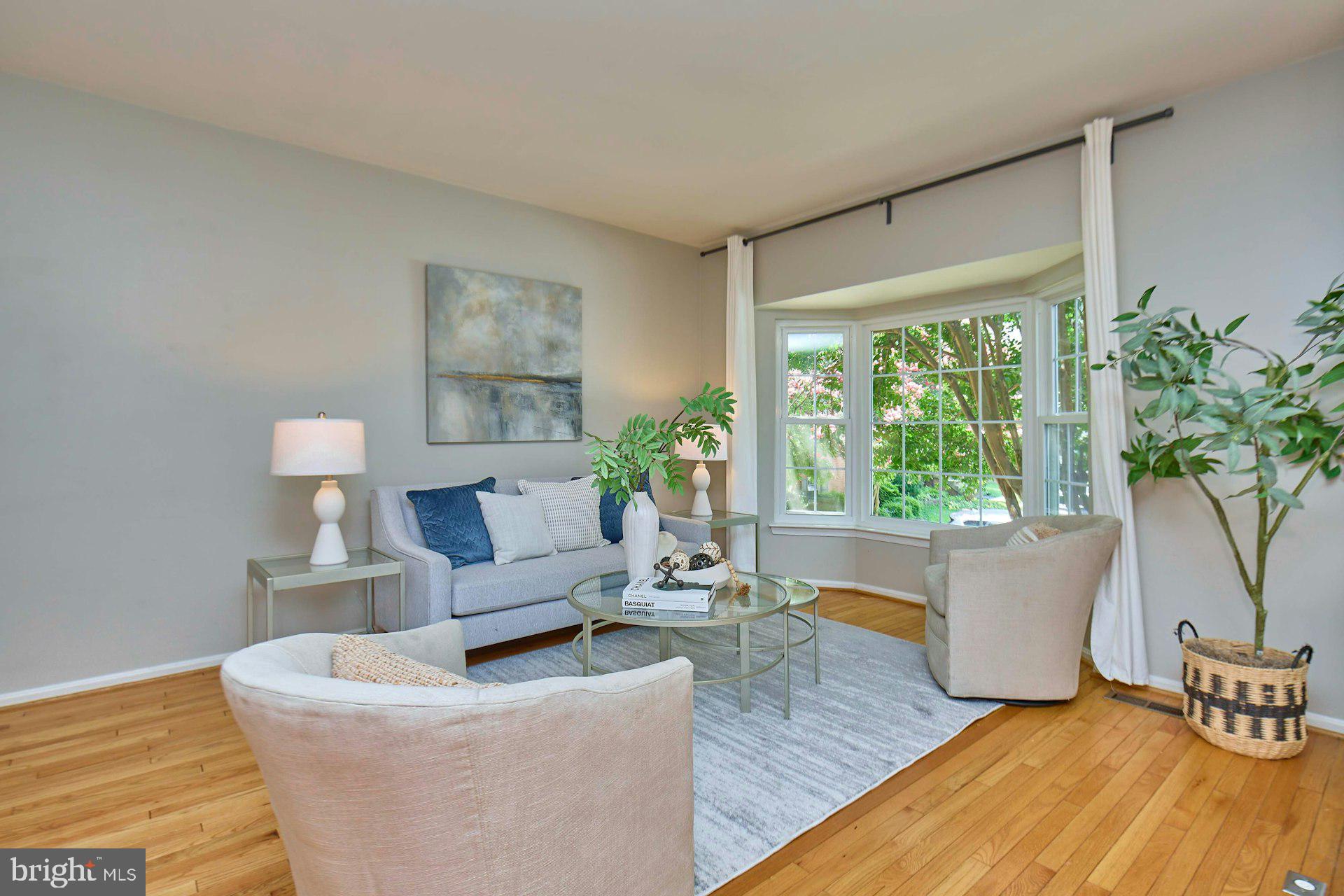 7084 Solomon Seal Ct