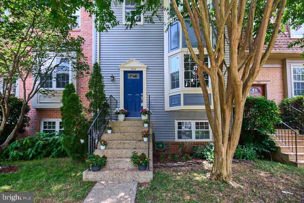 7084 Solomon Seal Ct