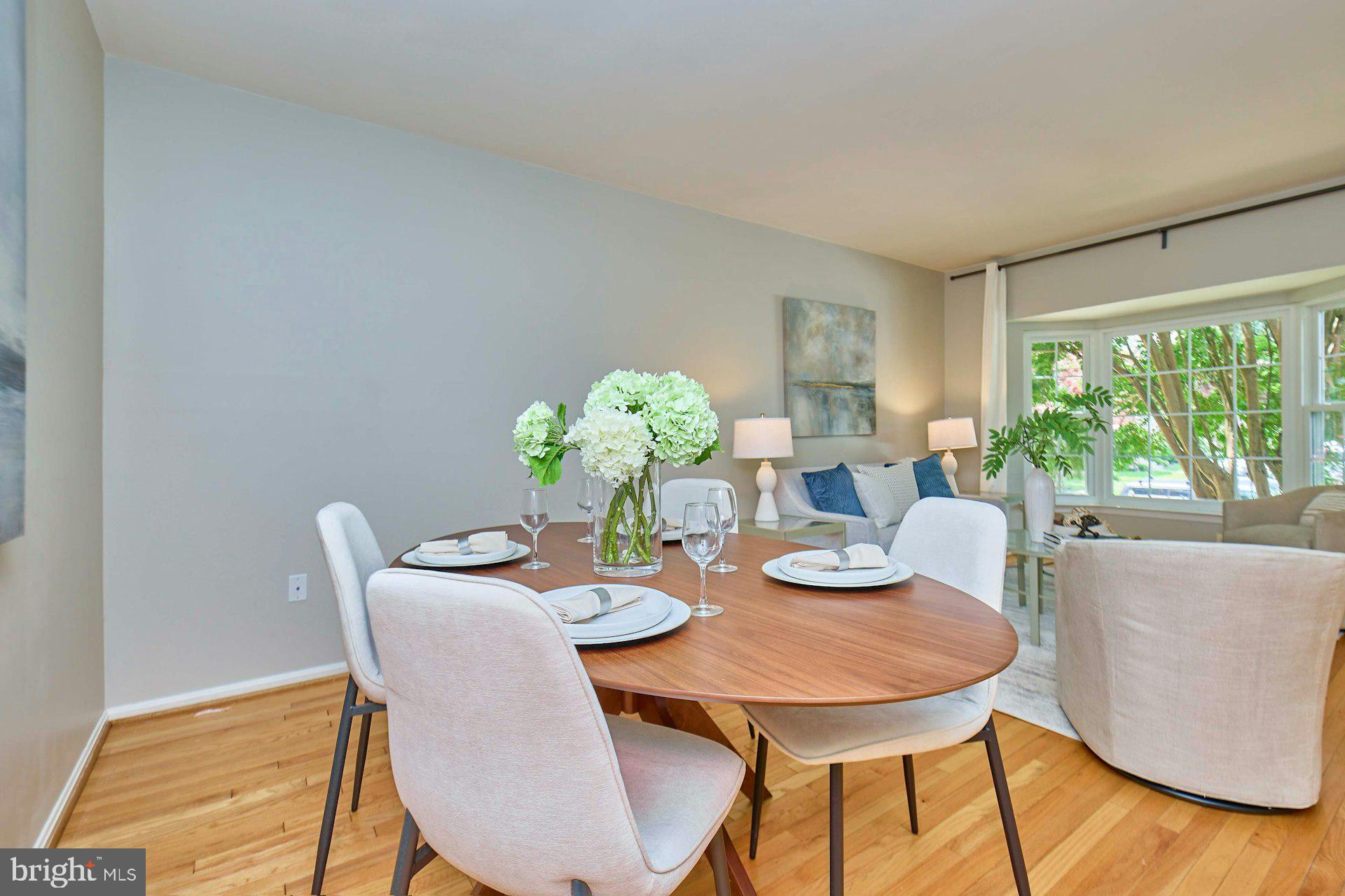 7084 Solomon Seal Ct