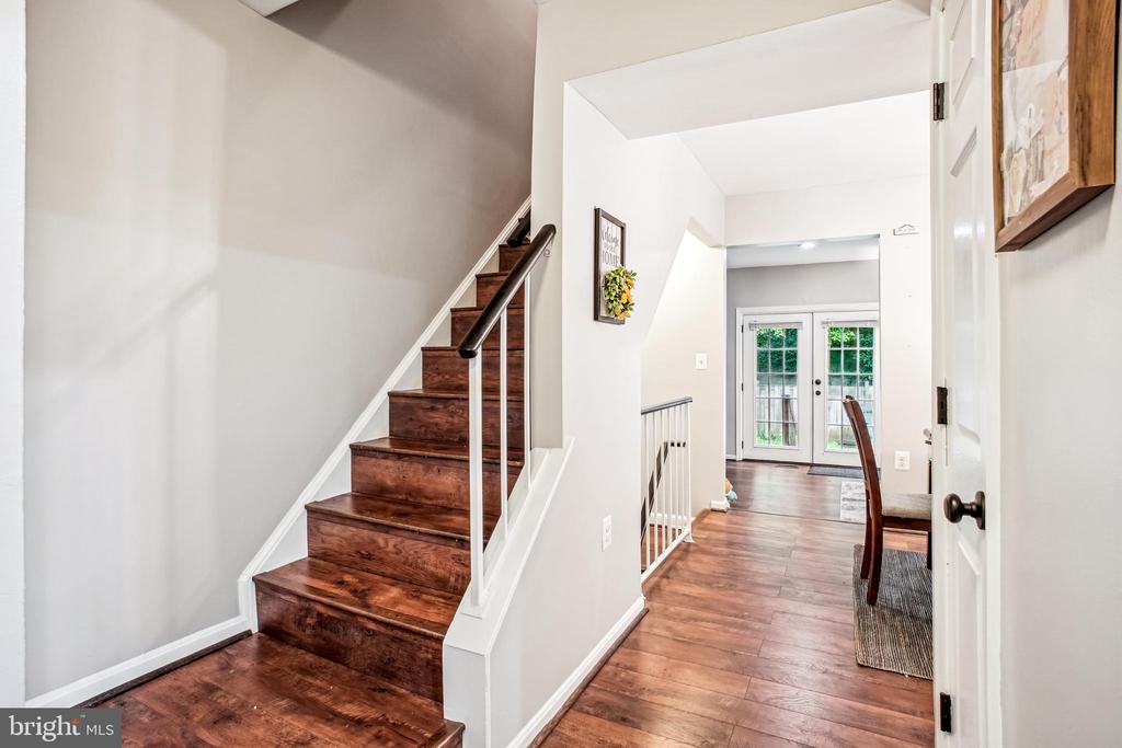 11939 ARTERY DRIVE