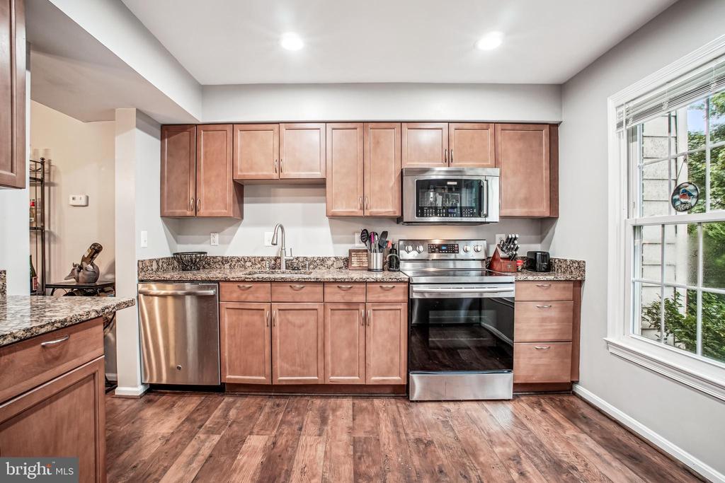 11939 ARTERY DRIVE