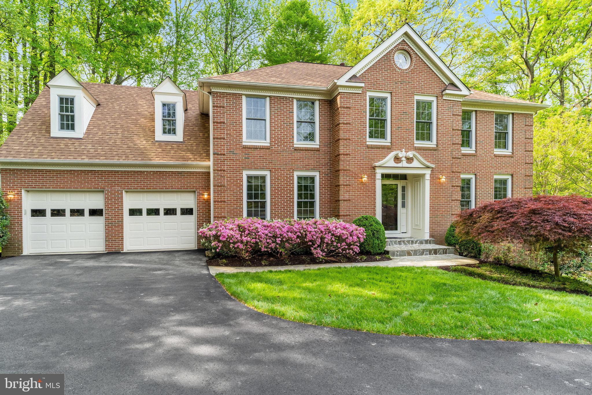 9745 ROLLING RIDGE DRIVE