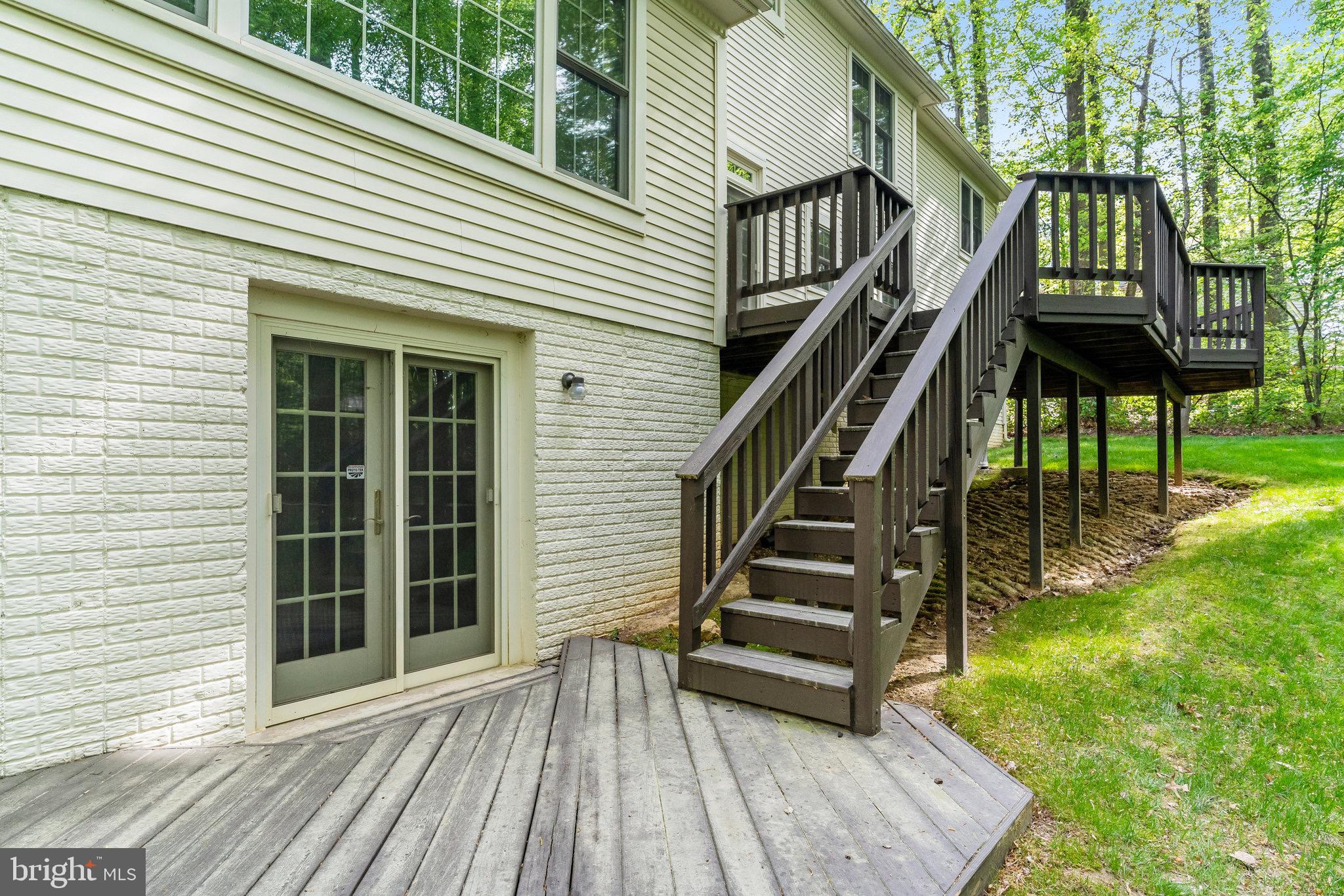 9745 ROLLING RIDGE DRIVE