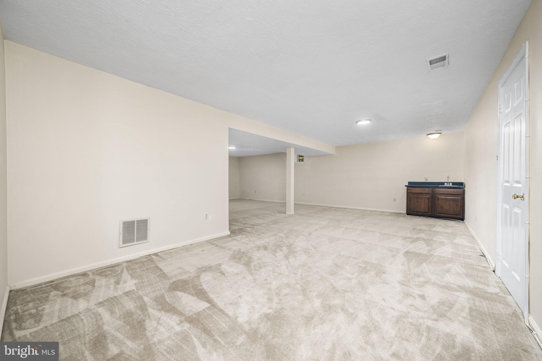 9745 ROLLING RIDGE DRIVE