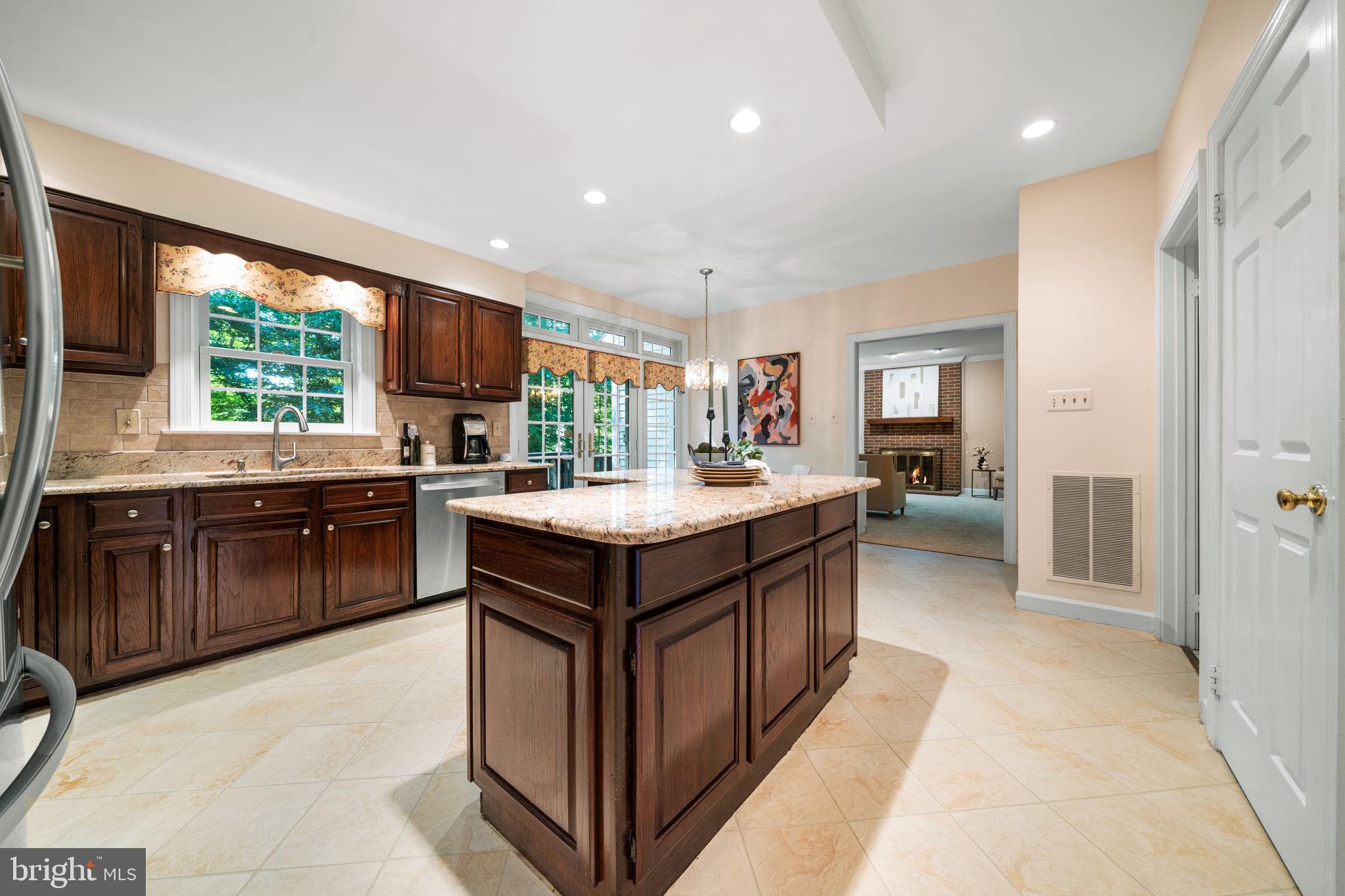 9745 ROLLING RIDGE DRIVE