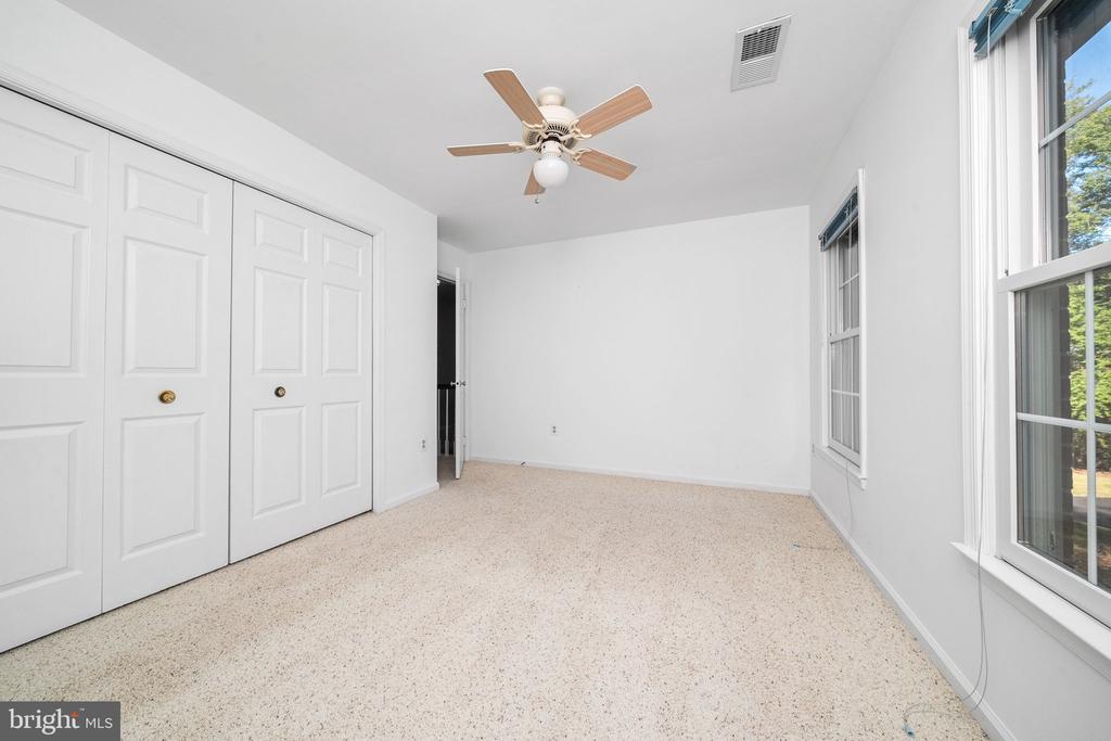 9745 ROLLING RIDGE DRIVE