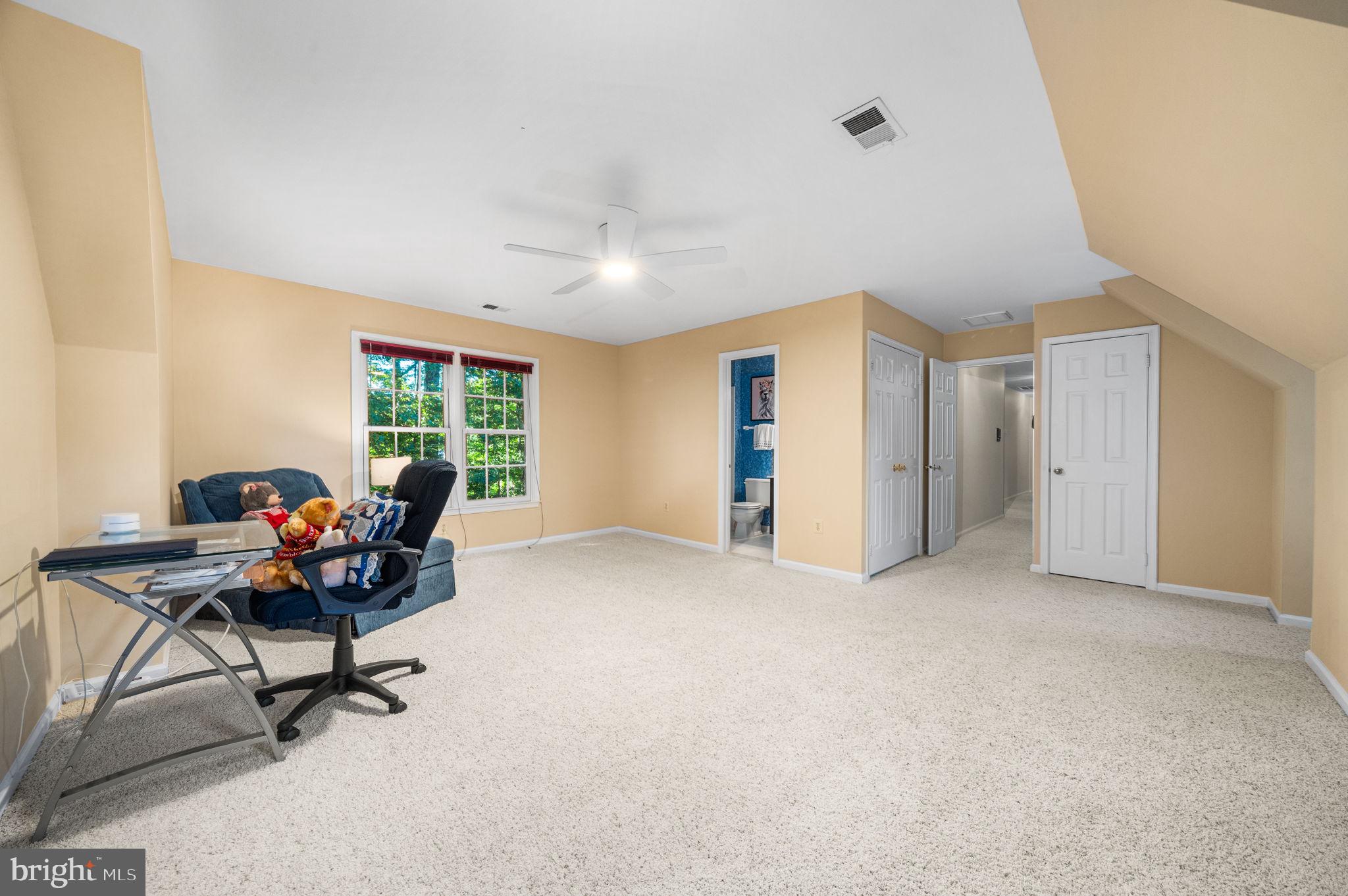 9745 ROLLING RIDGE DRIVE