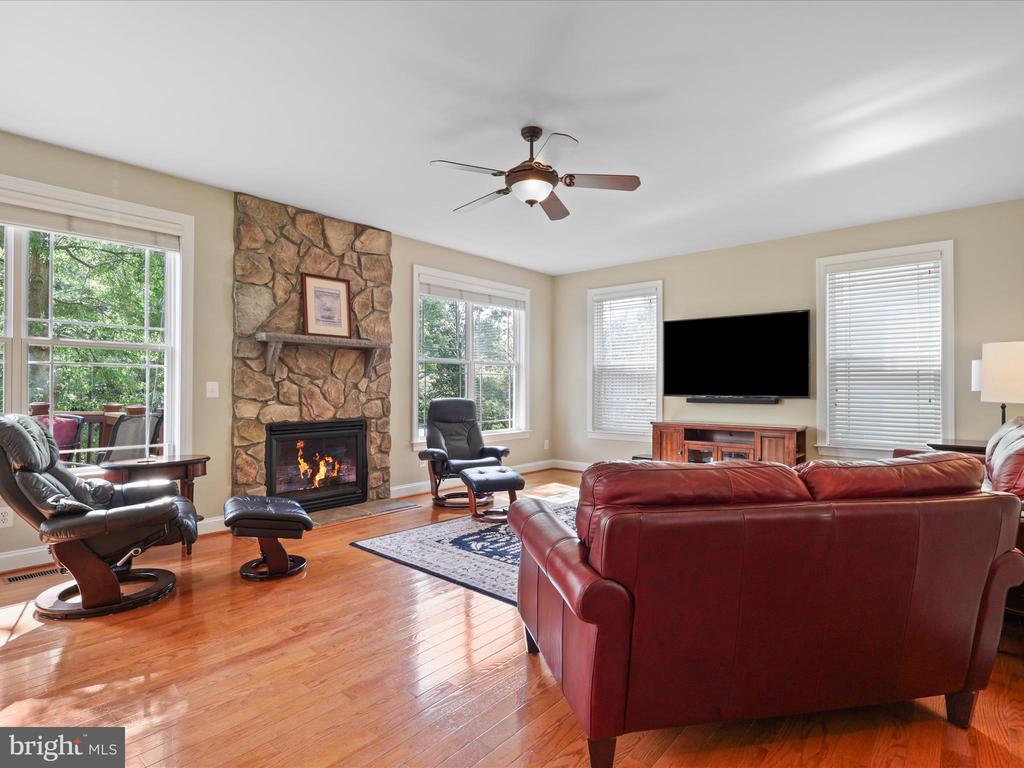 8703 FLOWERING DOGWOOD LANE