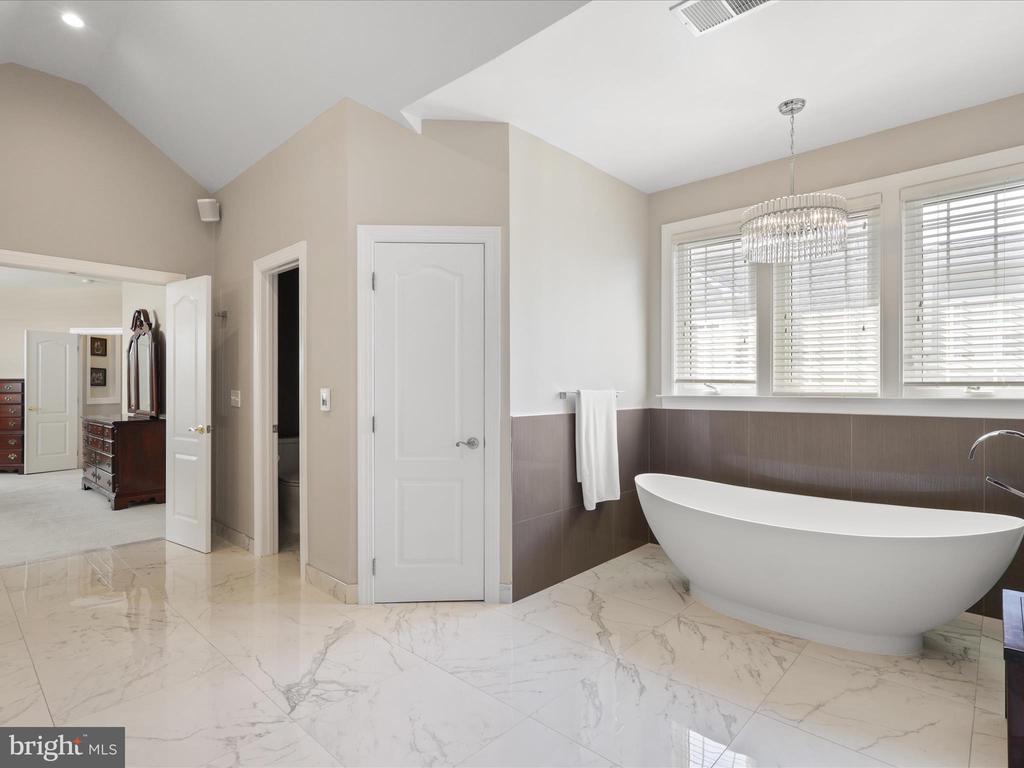 8703 FLOWERING DOGWOOD LANE