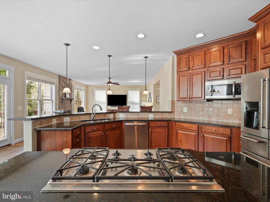 8703 FLOWERING DOGWOOD LANE