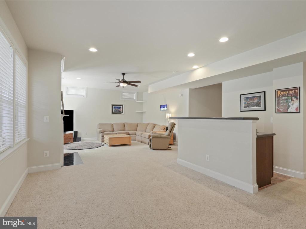 8703 FLOWERING DOGWOOD LANE