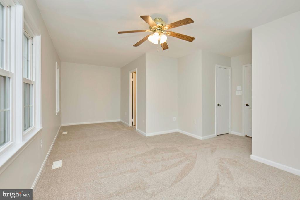 9007 OKEITH COURT