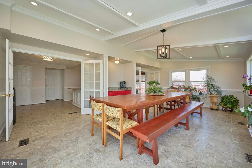 7307 STERLING GROVE DRIVE