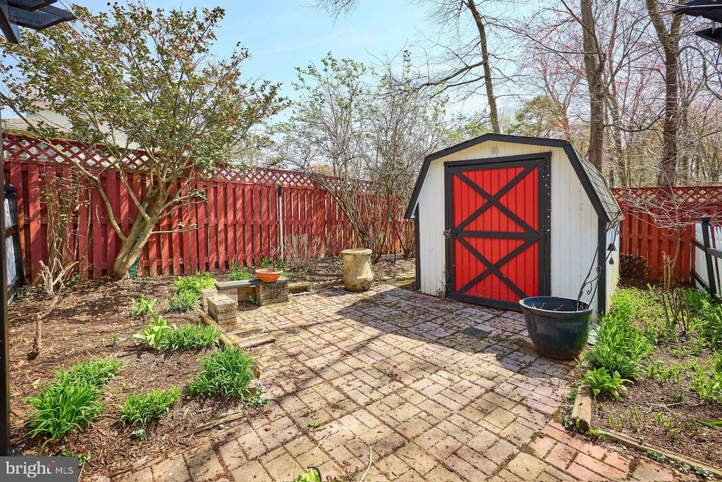 7307 STERLING GROVE DRIVE