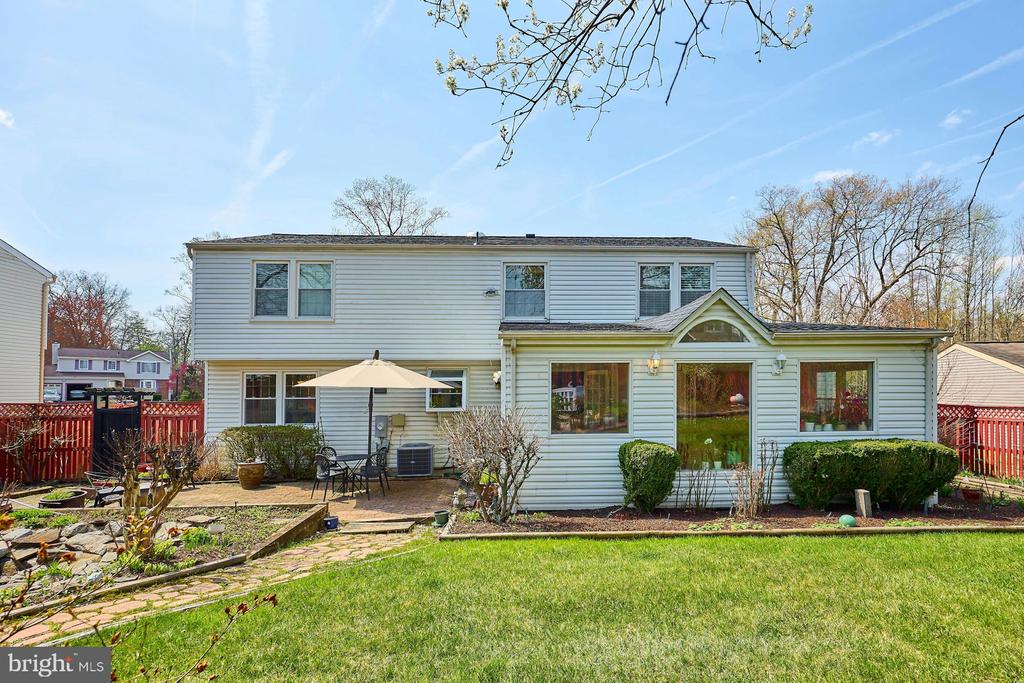 7307 STERLING GROVE DRIVE